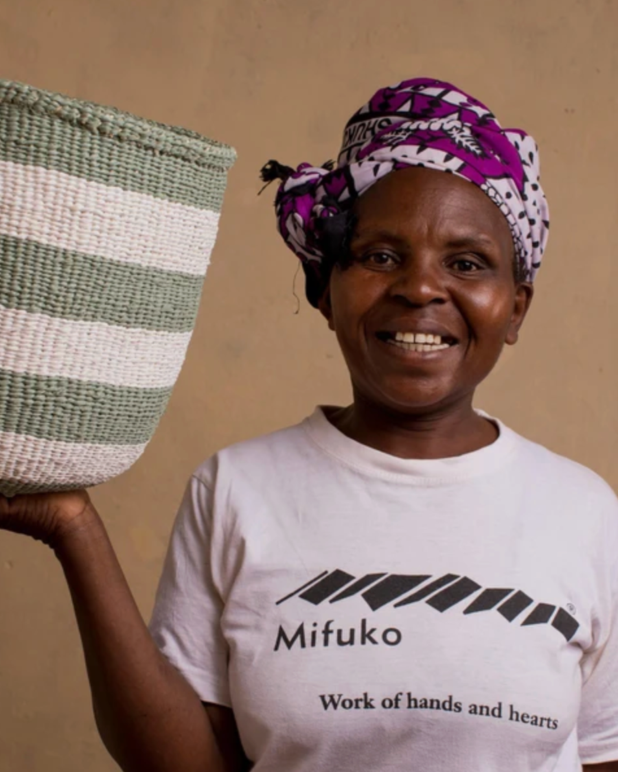 Peninah Kilelo, Mifuko